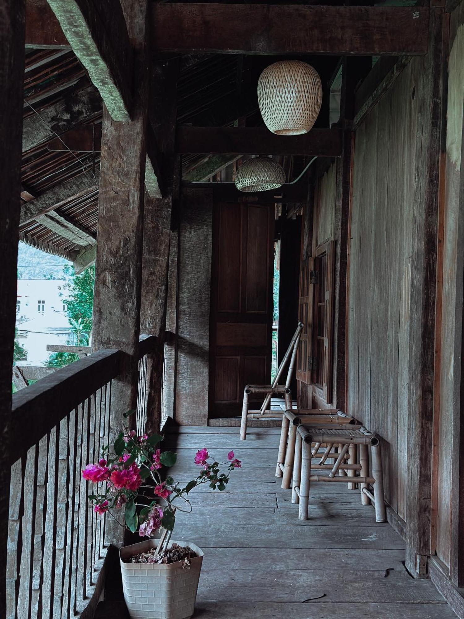 Du Gia Thu'S Homestay Làng Cac Extérieur photo